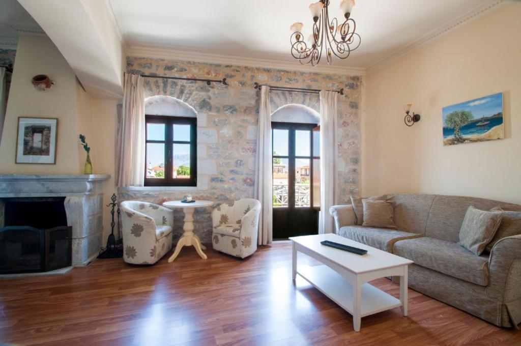Areos Polis Boutique Hotel Areópolisz Kültér fotó