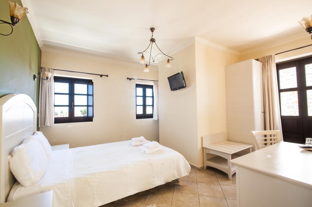 Areos Polis Boutique Hotel Areópolisz Kültér fotó
